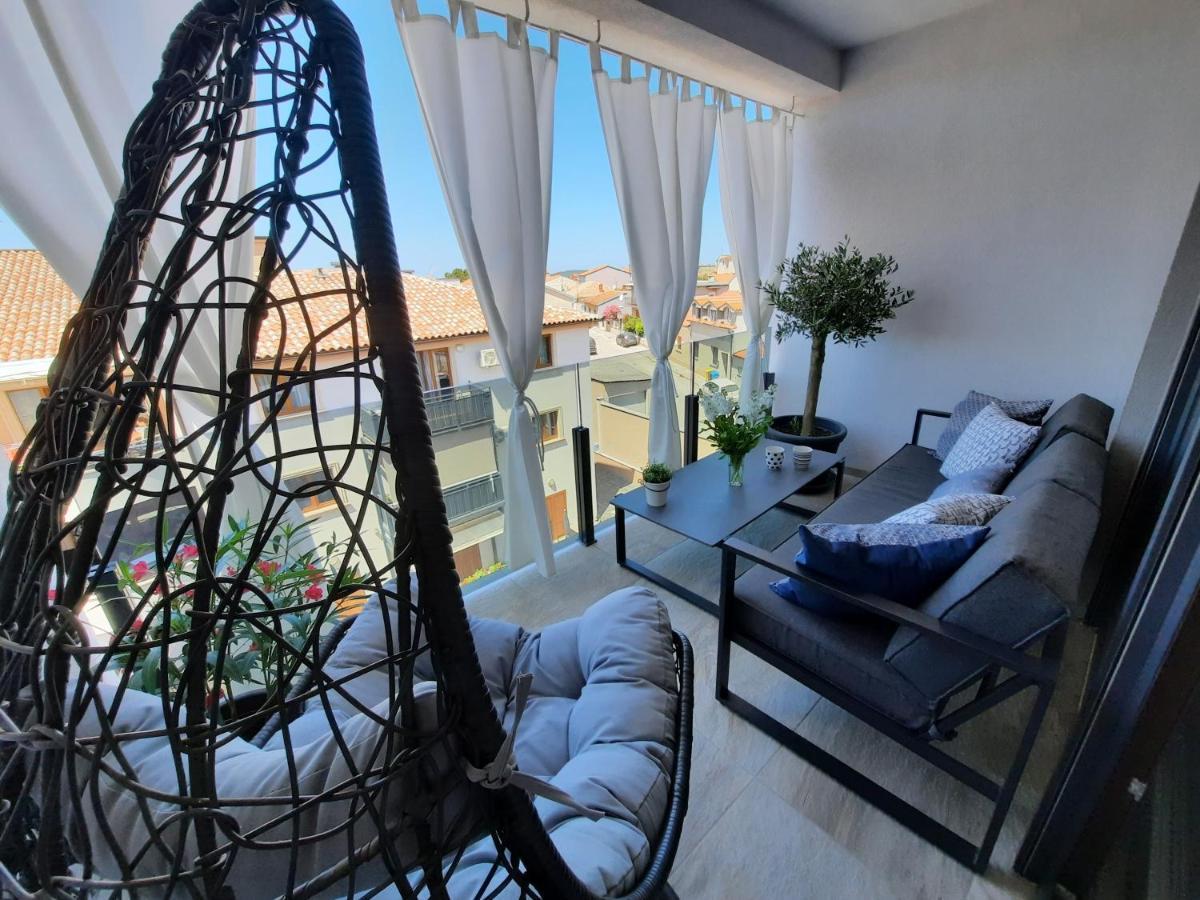 Enjoy - New With Terrace And Free Parking Garage * Pula